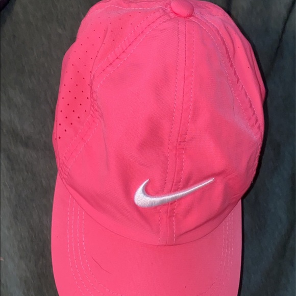 pink nike golf hat